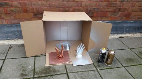 spray paint for cardboard boxes